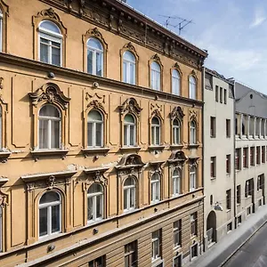 Cosy Tolnai Street Apartment Budapest